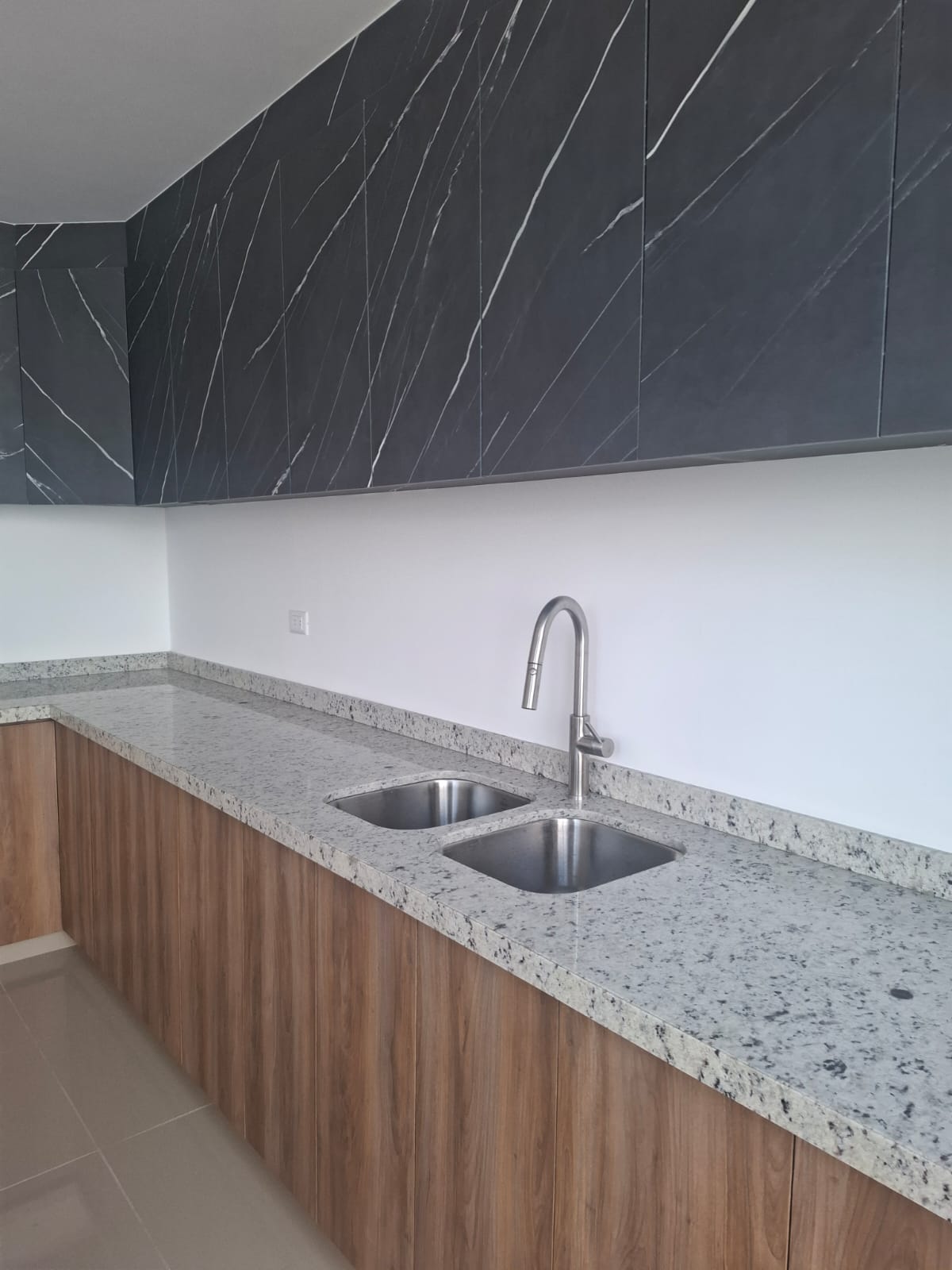Cocina integral de madera - Proyecto 3